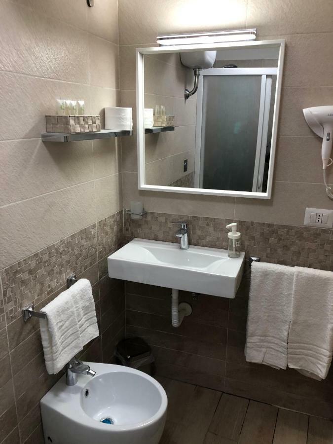 La Casina Di Lia In Via Dei Tribunali 나폴리 외부 사진