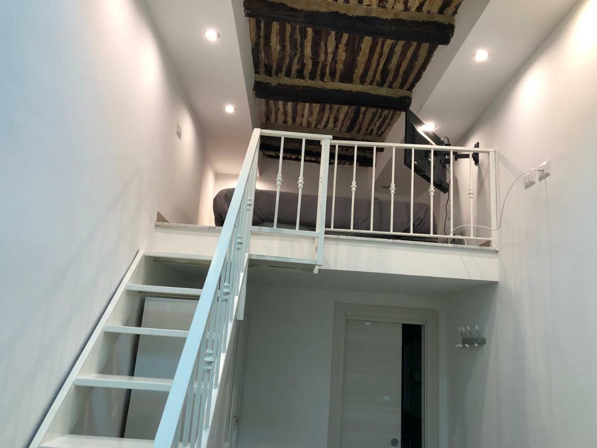 La Casina Di Lia In Via Dei Tribunali 나폴리 외부 사진